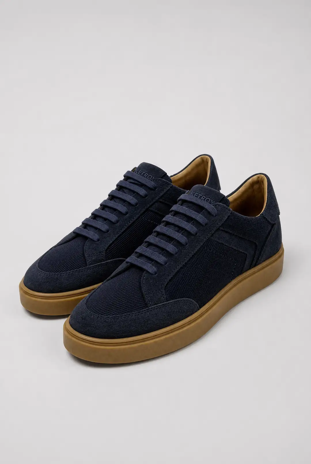  Süet Sneaker