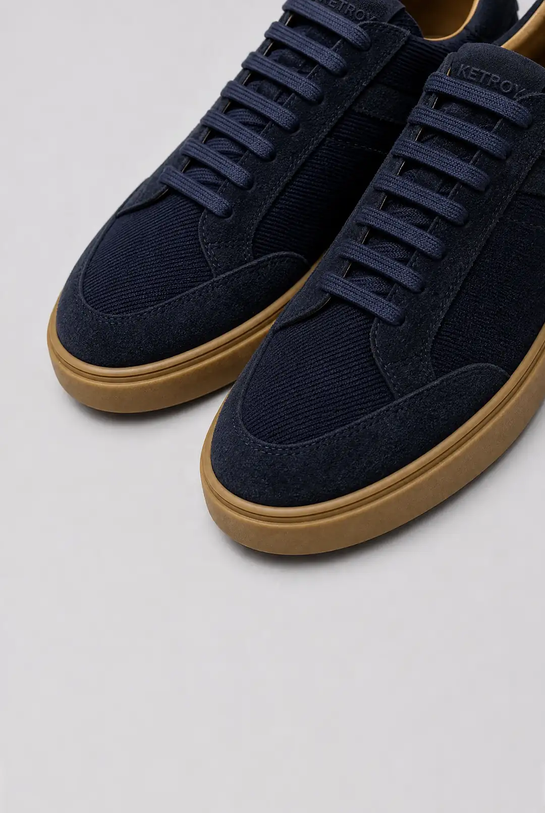 Süet Sneaker ürün görseli (3/7)