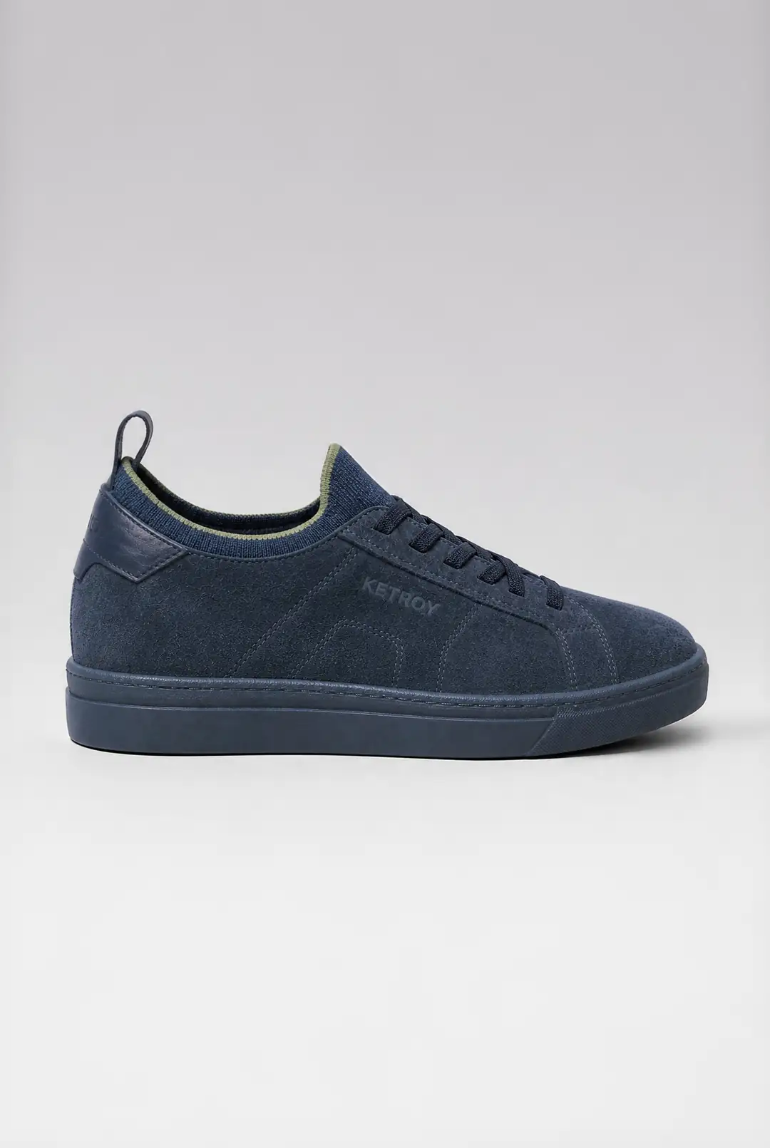Zamansız Süet Sneaker ürün görseli (7/7)