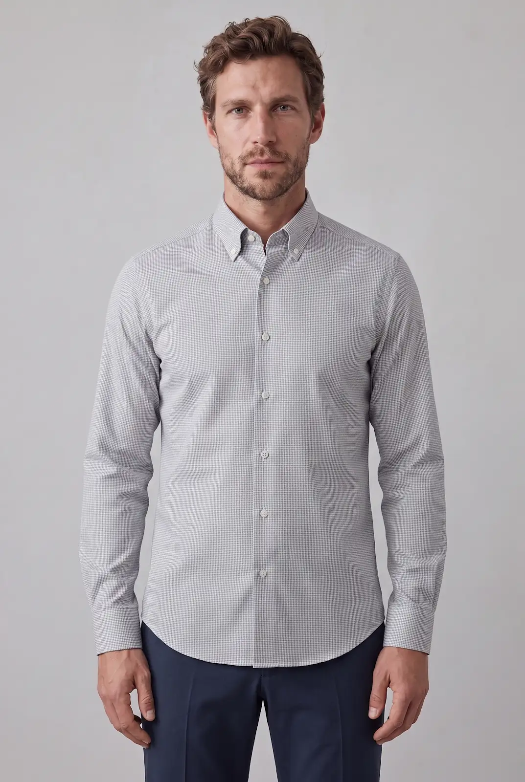  Modern Fit Düğmeli Yaka Gömlek